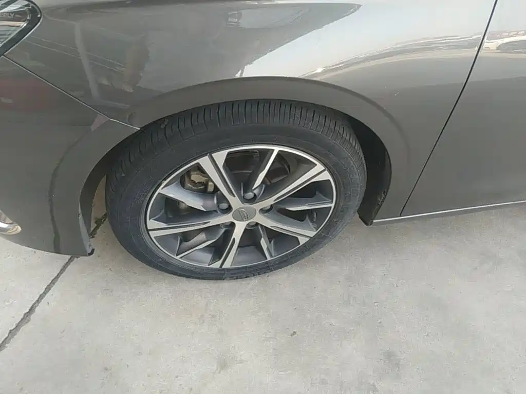 Geely Emgrand — миниатюра 23