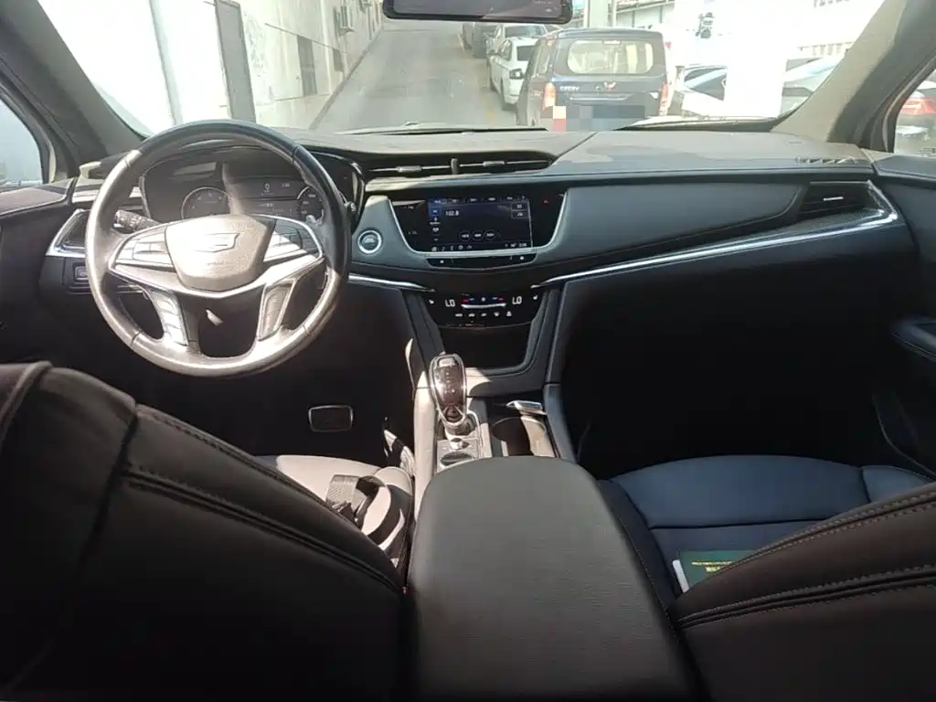 Cadillac XT5 — миниатюра 14