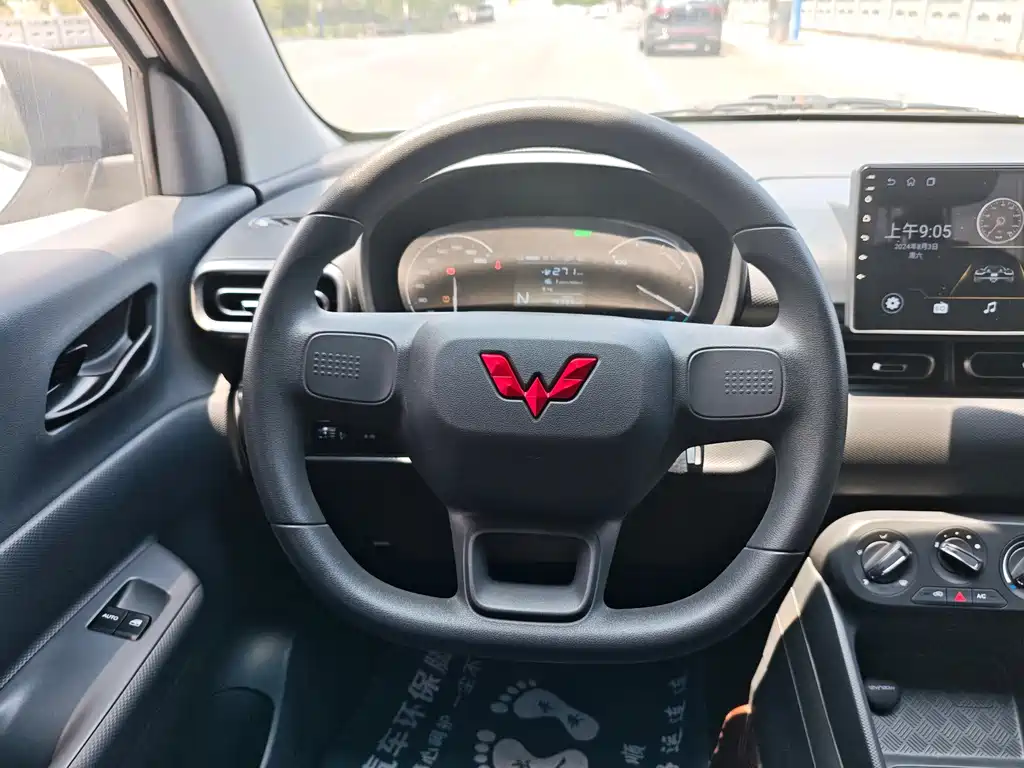 Wuling Hongguang EV — миниатюра 11