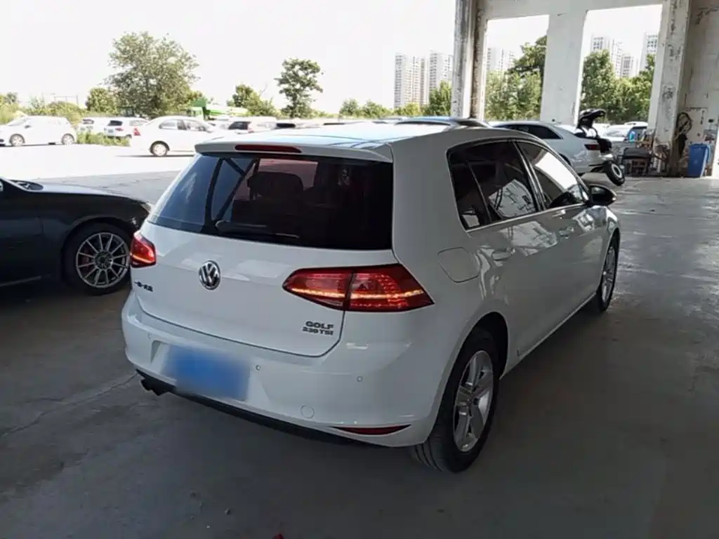 Volkswagen Golf — миниатюра 7