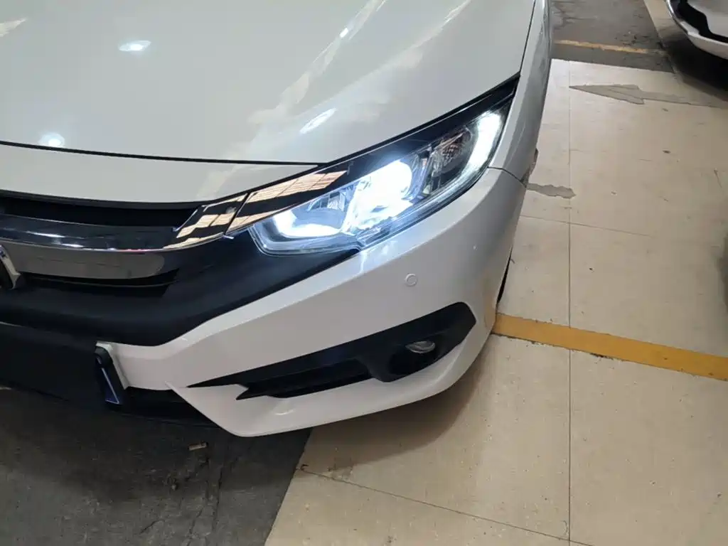 Honda Civic — миниатюра 24