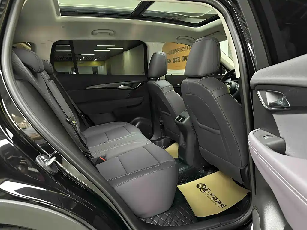 Buick Envision Plus — миниатюра 12