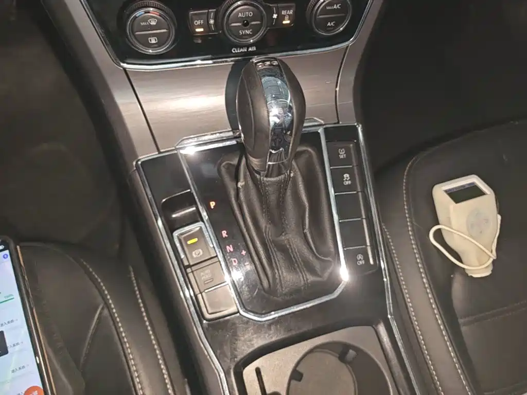 Volkswagen Passat — миниатюра 14