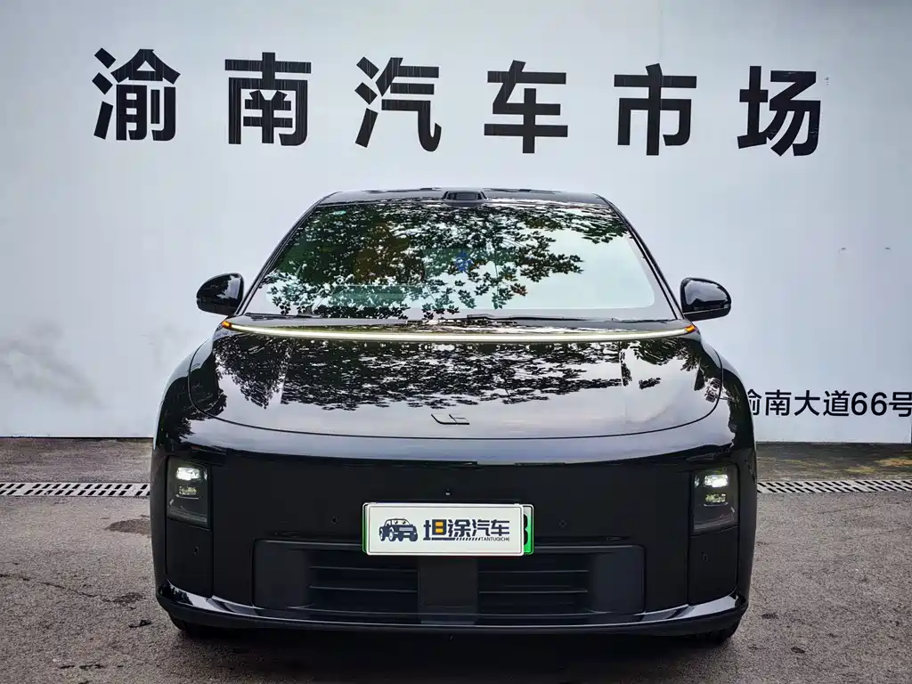 Li Auto i6 — фотографии объявления, Фото 3