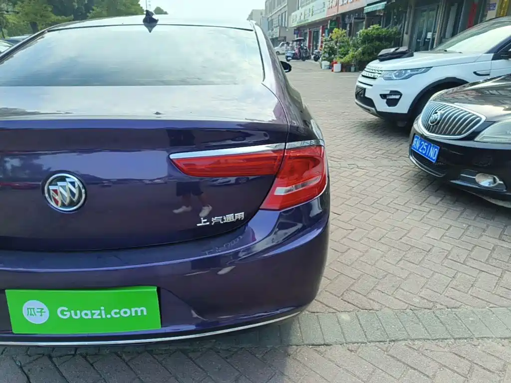 Buick LaCrosse — миниатюра 8