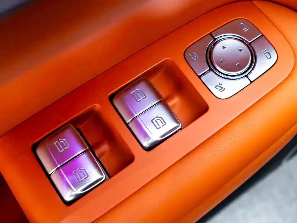 Li Auto Li L6 — миниатюра 25