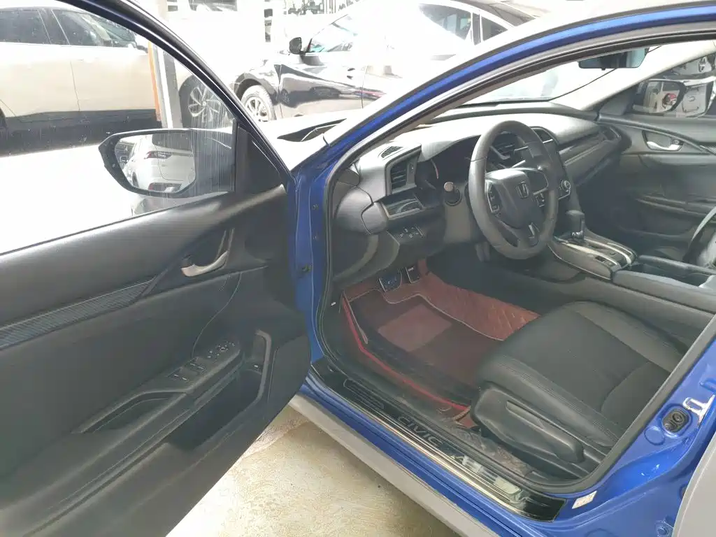 Honda Civic — миниатюра 16
