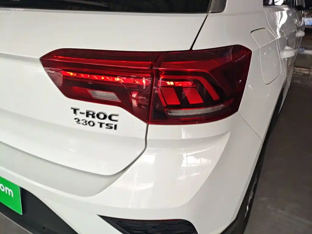 Volkswagen T-Roc — миниатюра 8