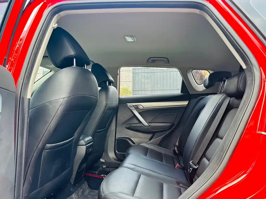 Geely Binyue NEV — миниатюра 8