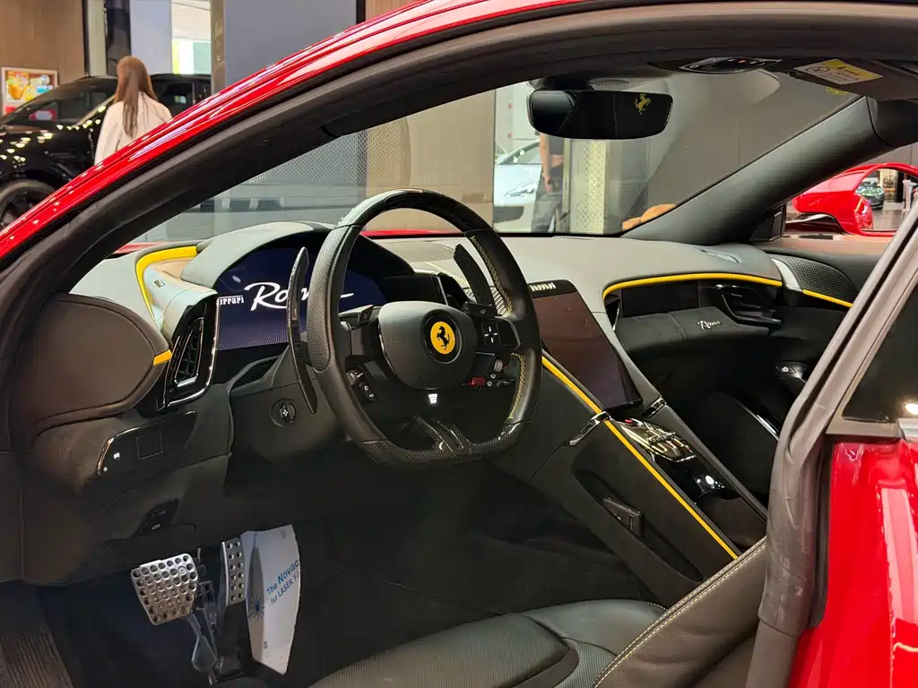 Ferrari Roma — миниатюра 7