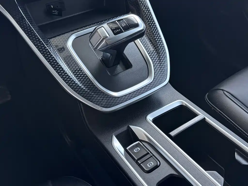 Haval M6 — миниатюра 13