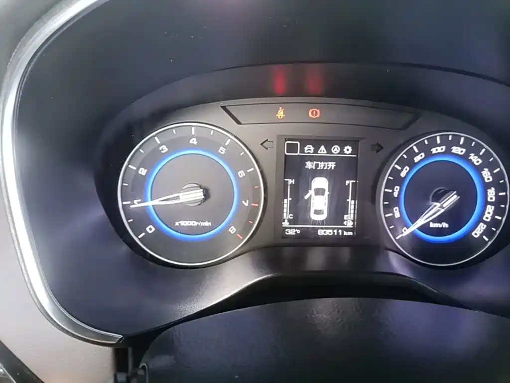 Changan Eado DT — миниатюра 12