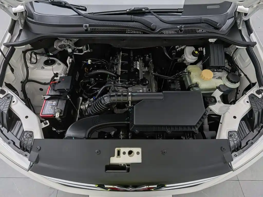 Wuling Hongguang — миниатюра 6