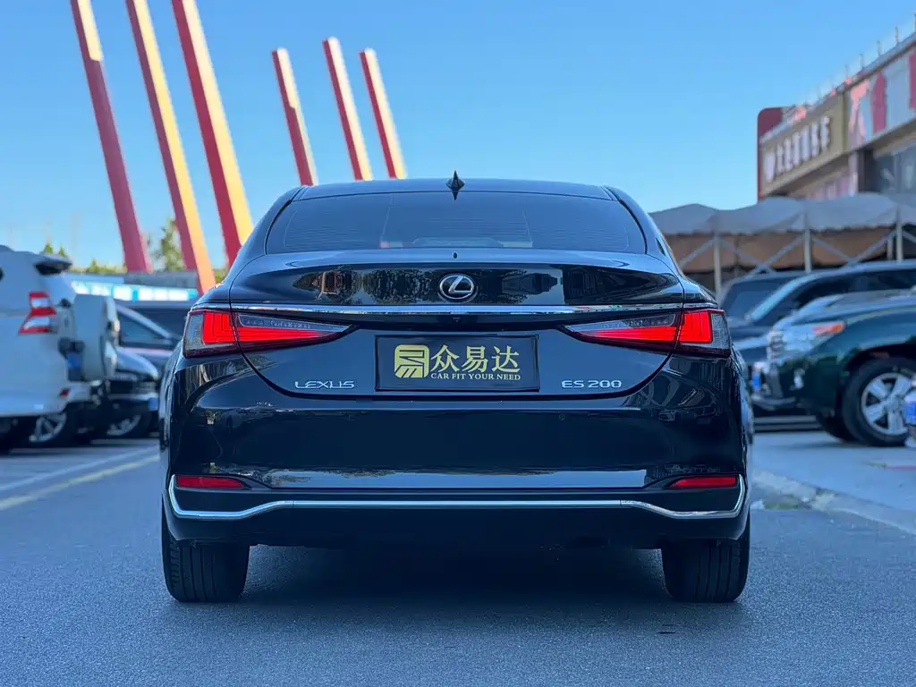 Lexus ES — миниатюра 4