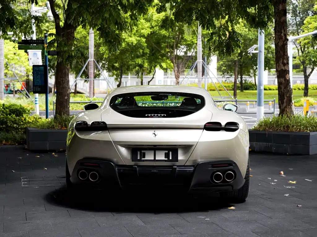 Ferrari Roma — миниатюра 7