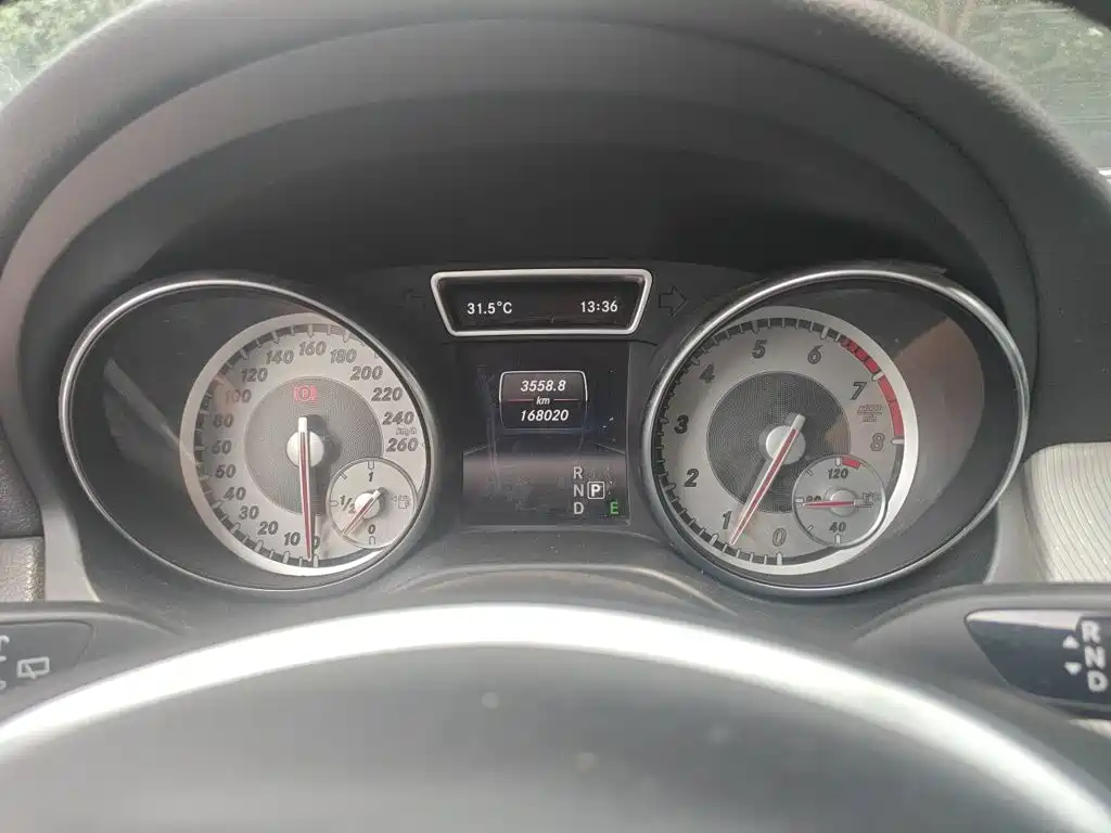 Mercedes-Benz GLA — миниатюра 7