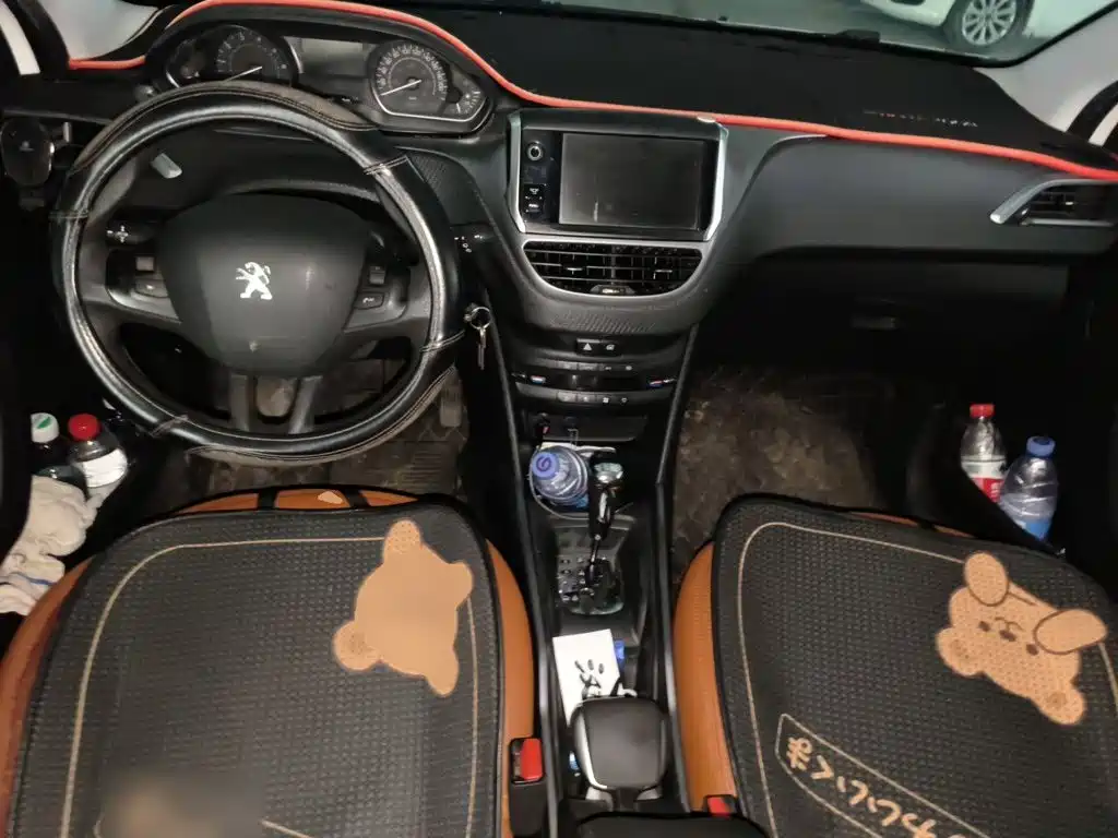 Peugeot 2008 — миниатюра 10