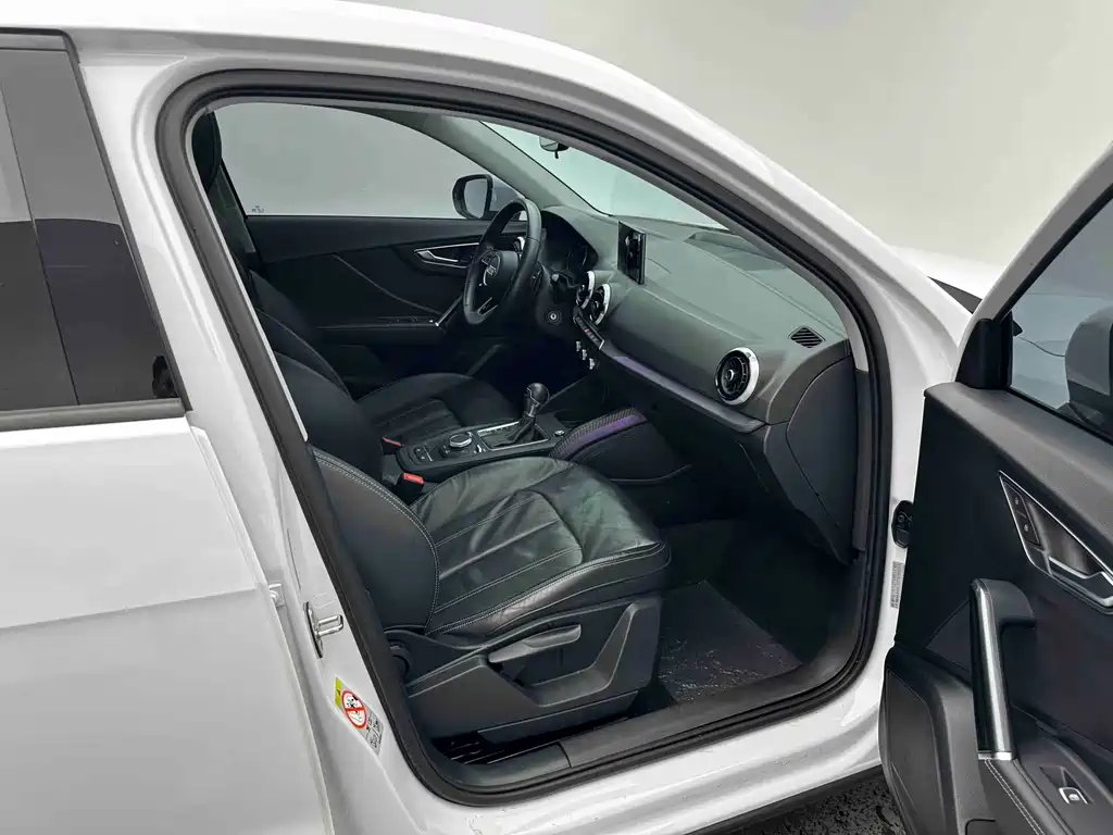 Audi Q2L — миниатюра 7