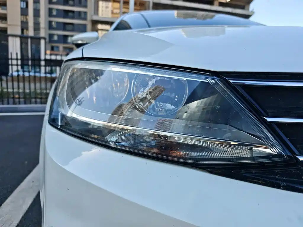 Volkswagen Sagitar — миниатюра 7