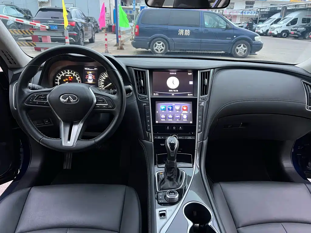 Infiniti Q50L — миниатюра 5