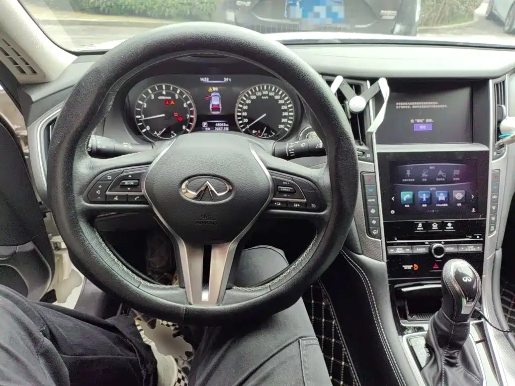 Infiniti Q50L — миниатюра 10