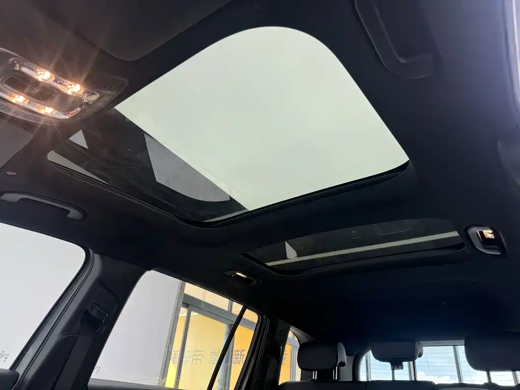 Mercedes-Benz EQB — миниатюра 15