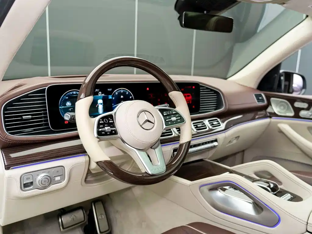 Mercedes-Benz GLS — миниатюра 8