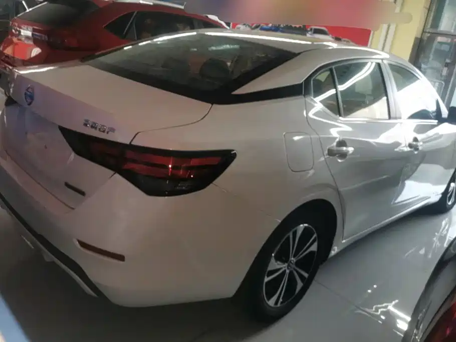 Nissan Sylphy — миниатюра 3