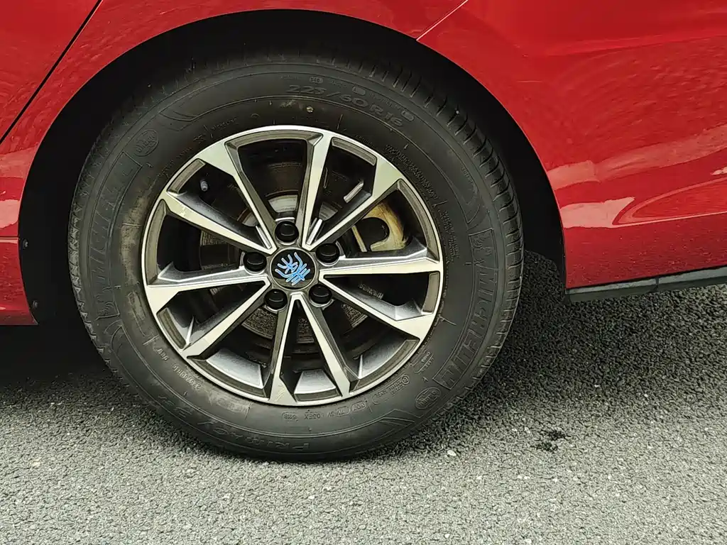BYD Qin Pro NEV — миниатюра 10