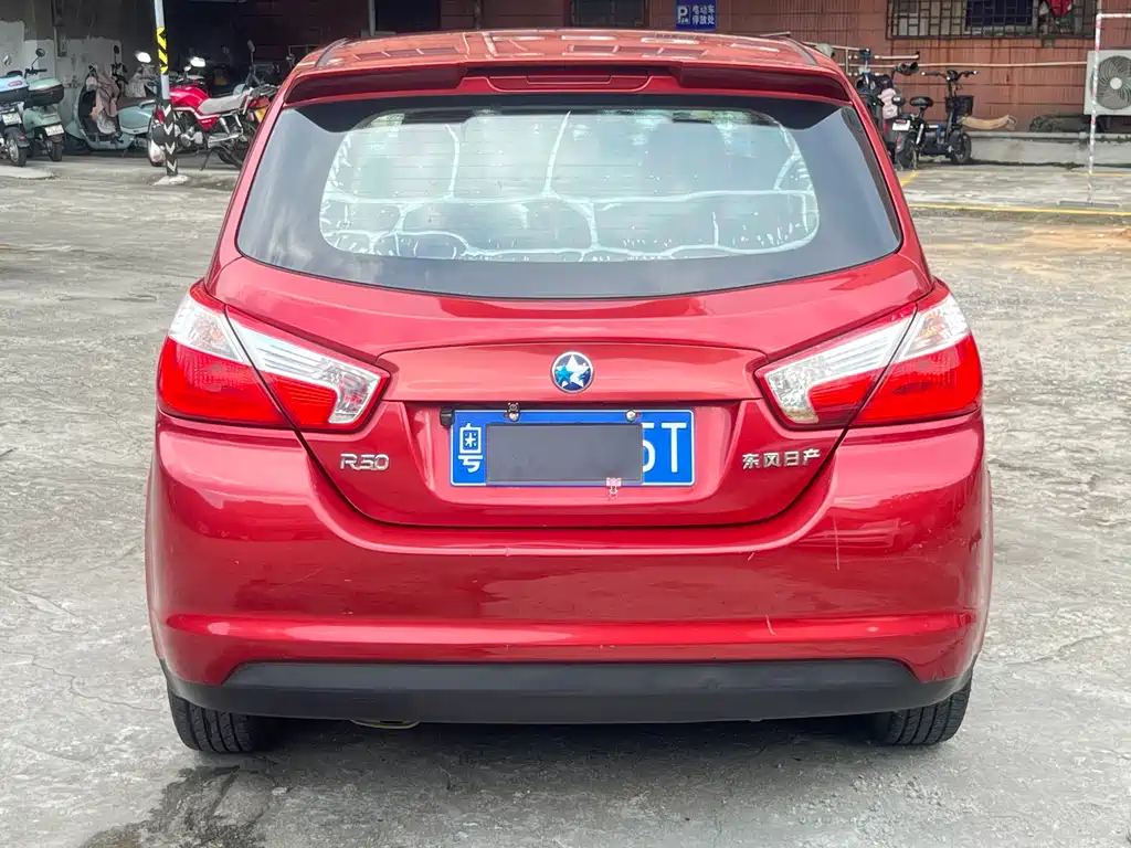 Venucia R50 — миниатюра 5