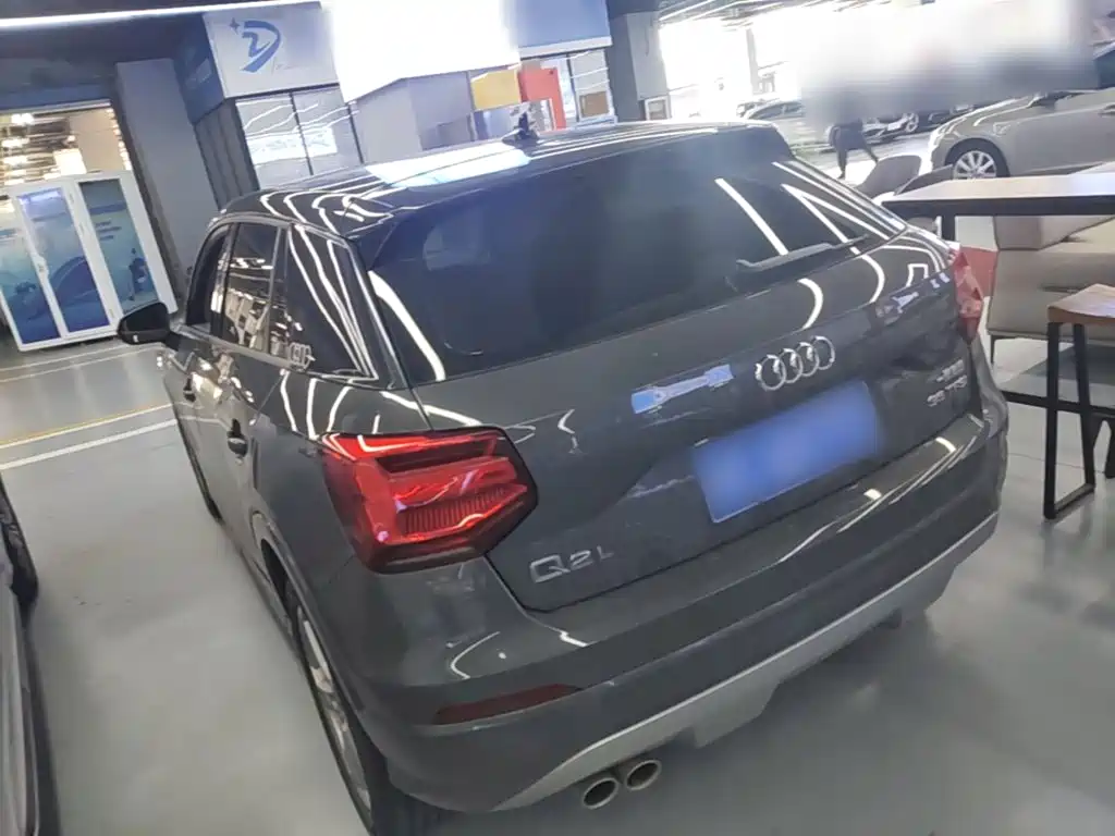 Audi Q2L — миниатюра 5