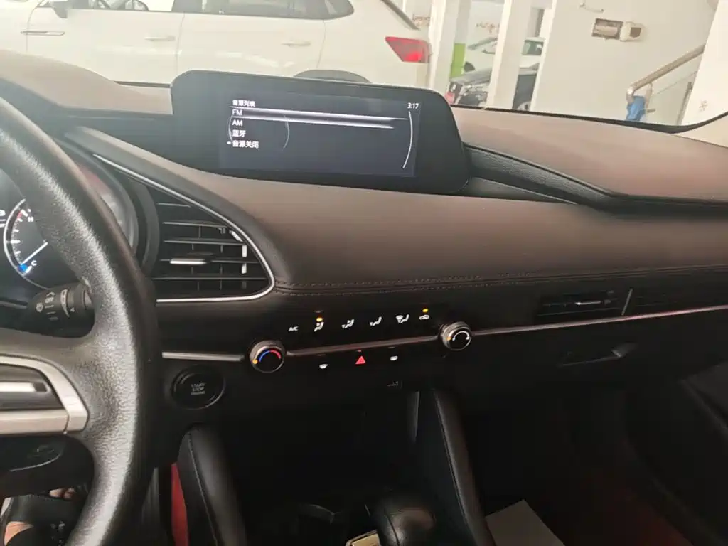 Mazda 3 Axela — миниатюра 13