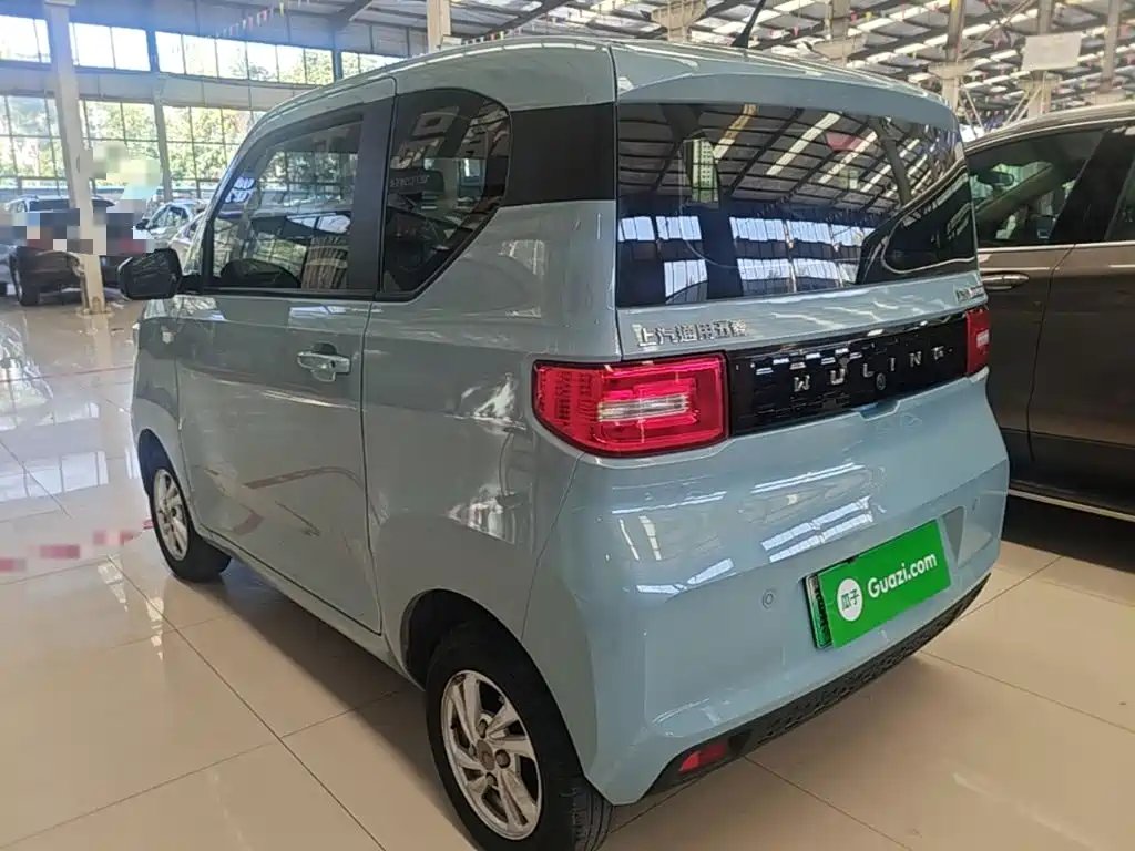 Wuling MINIEV — миниатюра 5