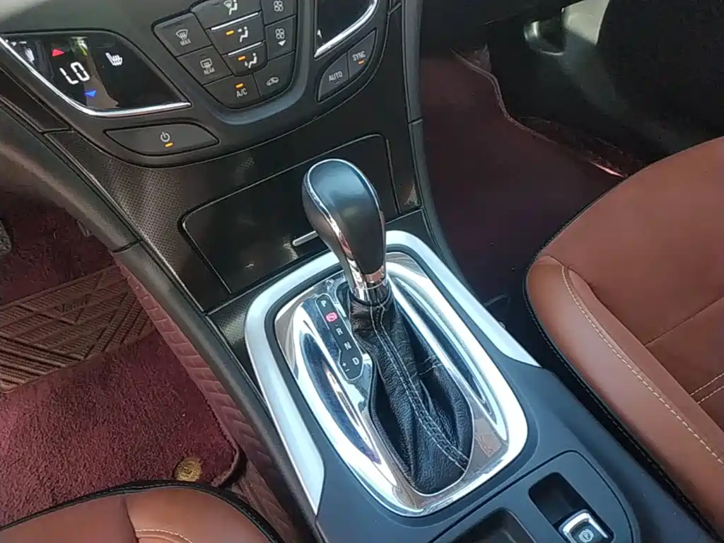 Buick Regal — миниатюра 14