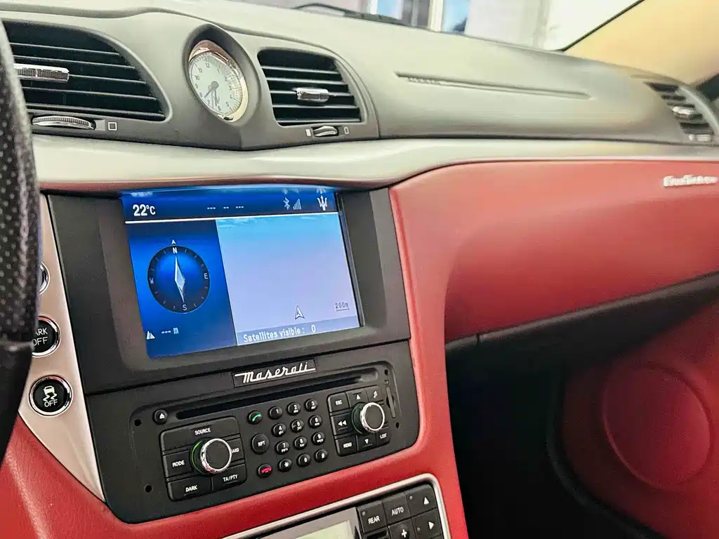 Maserati GranTurismo — миниатюра 12