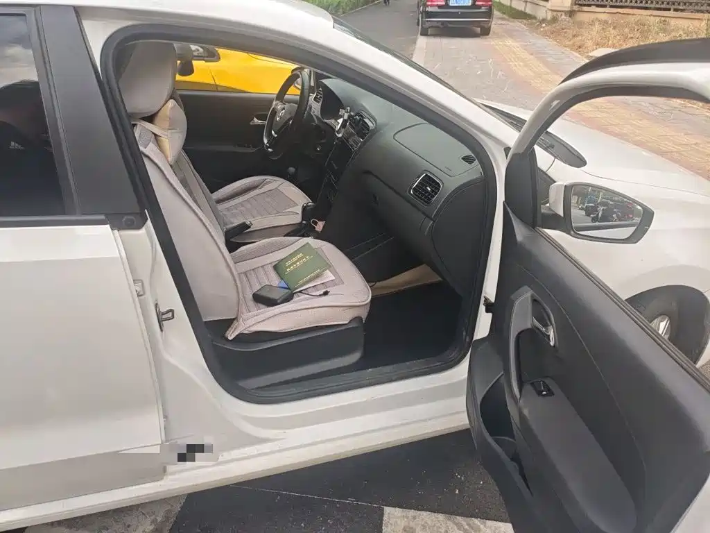 Volkswagen Polo — миниатюра 19