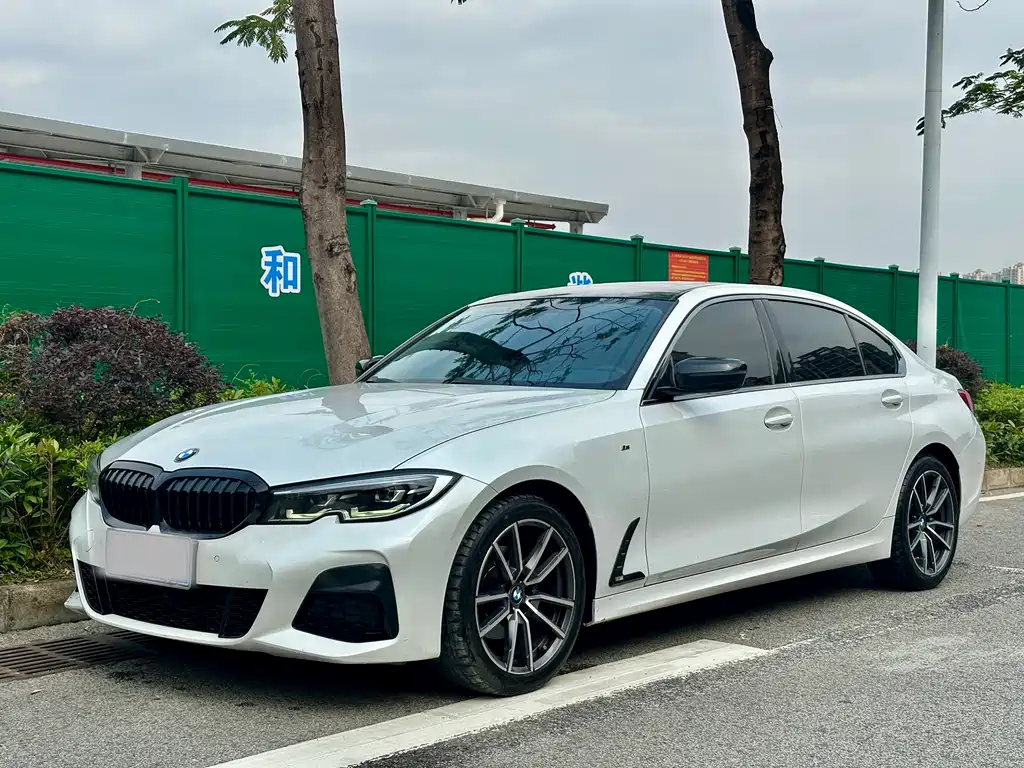 BMW 3 Series 2021