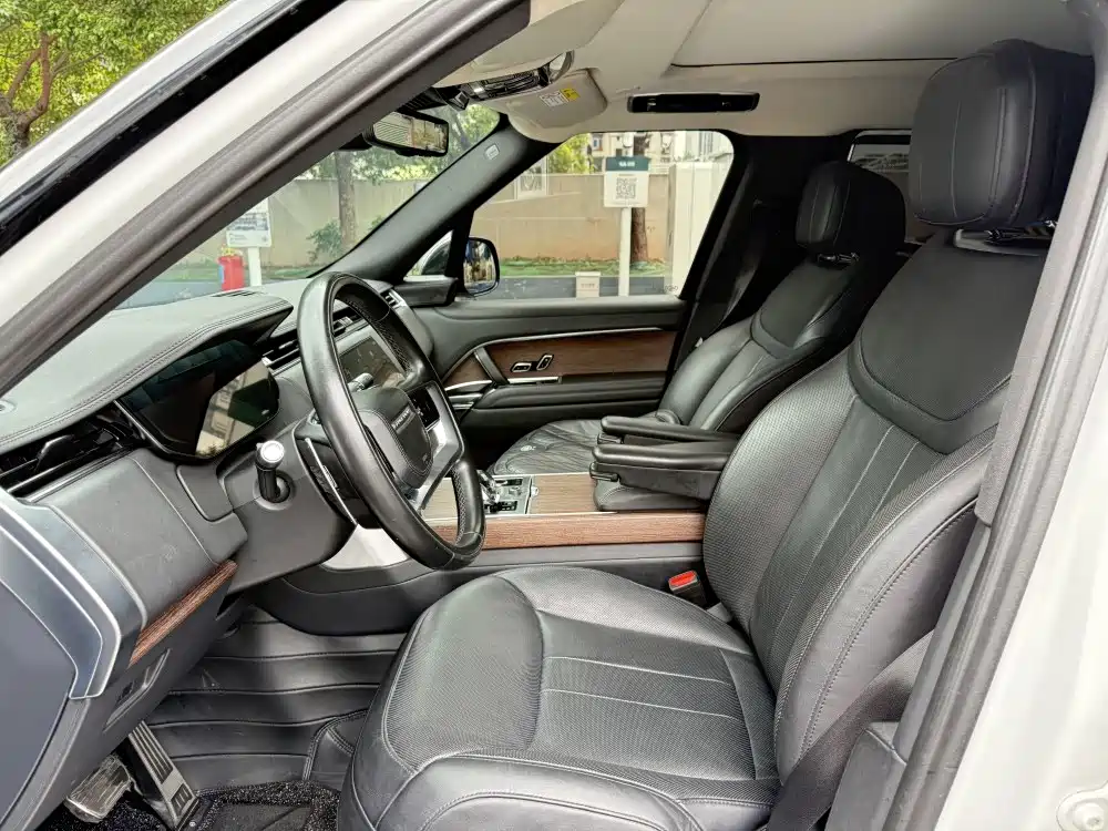 Land Rover Range Rover — миниатюра 7