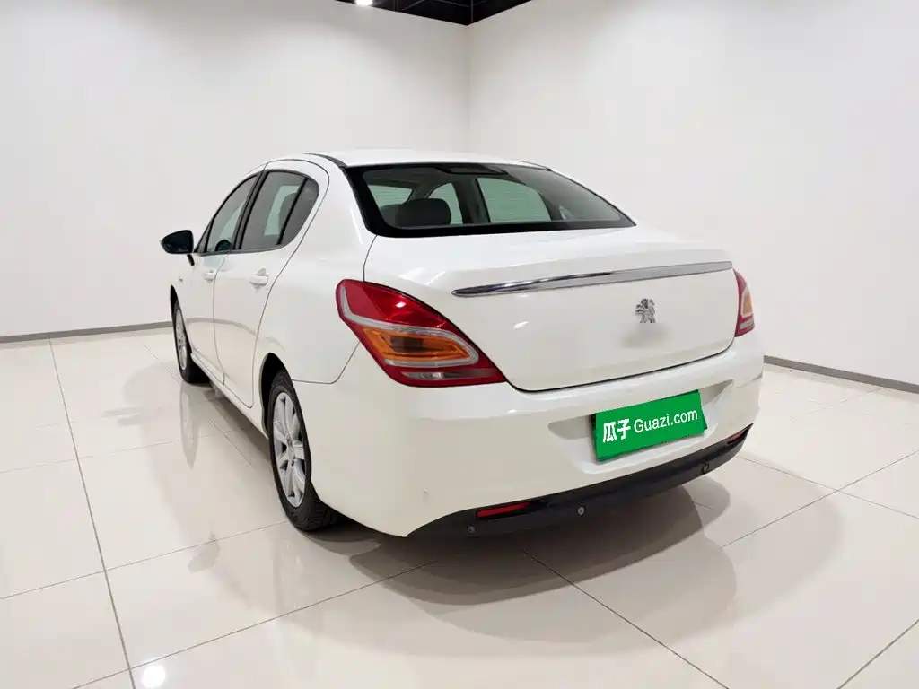 Peugeot 308 — миниатюра 4