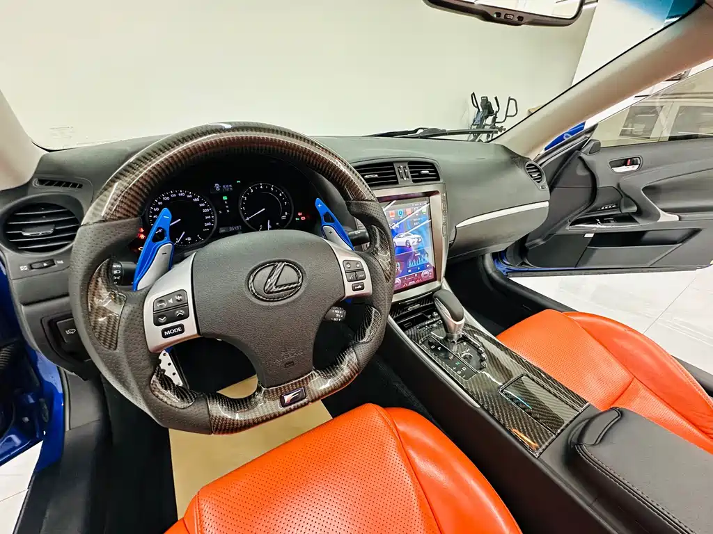 Lexus IS — миниатюра 18