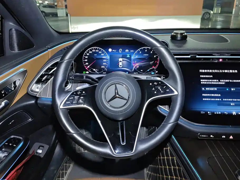 Mercedes-Benz E-Class — миниатюра 15
