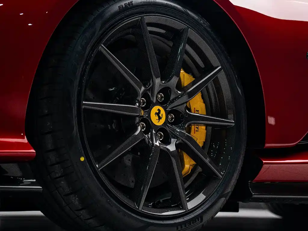 Ferrari 812 — миниатюра 38