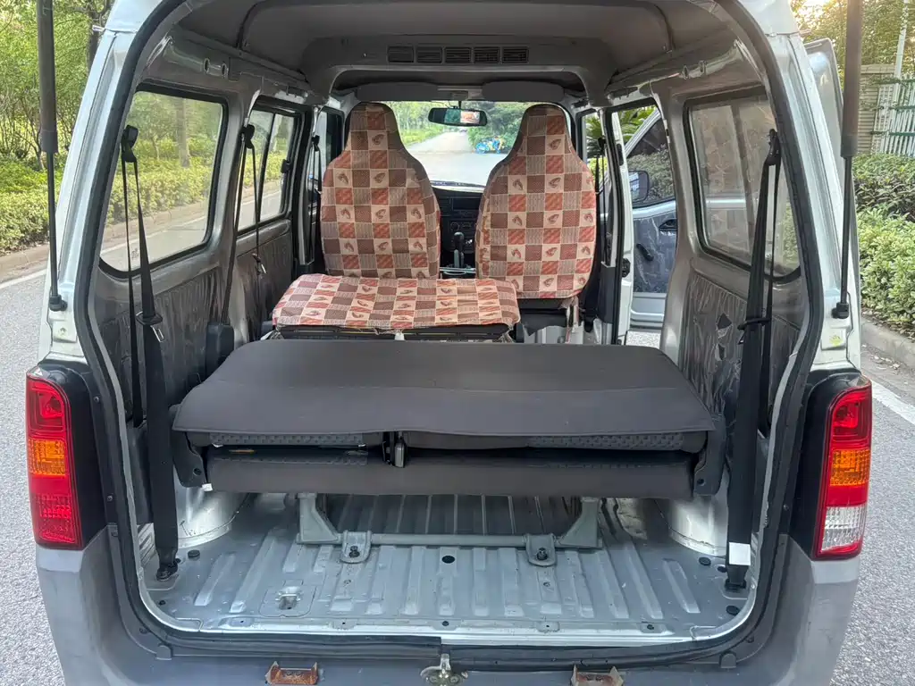 Wuling Zhiguang — миниатюра 6