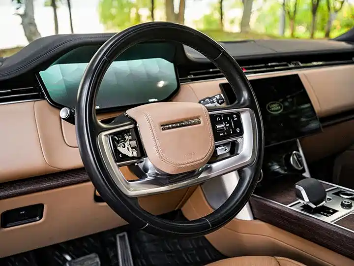Land Rover Range Rover 2023 3.0 L6 360PS
