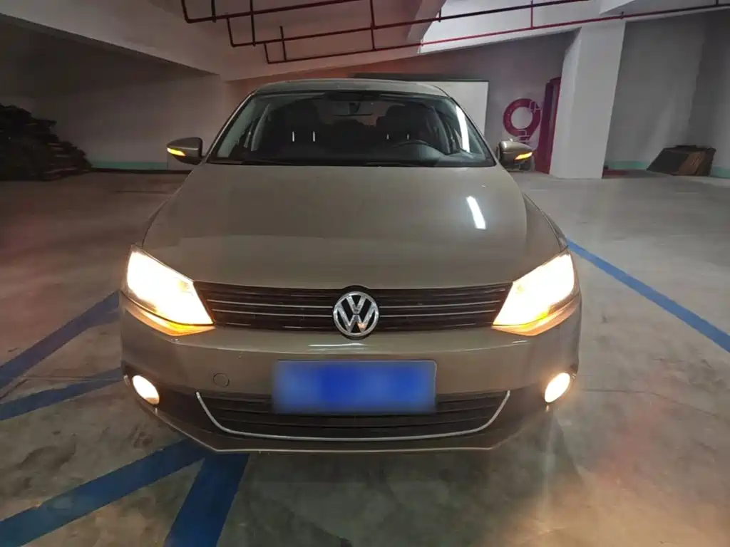 Volkswagen Sagitar — миниатюра 3