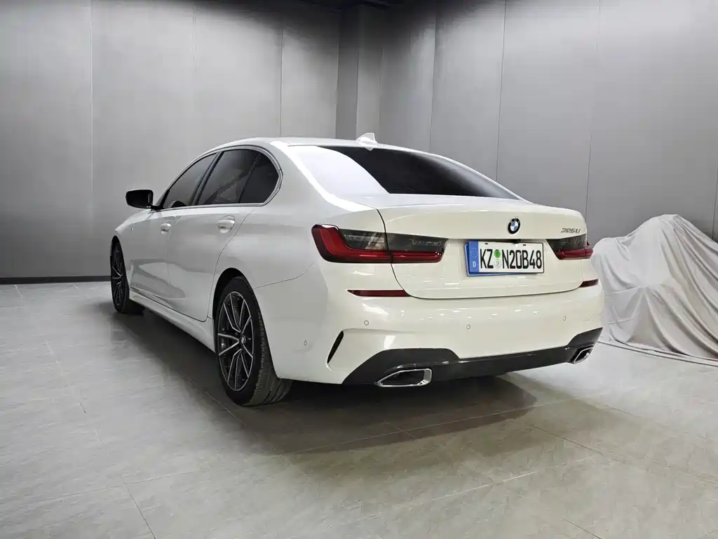 BMW 3 Series - фото 20