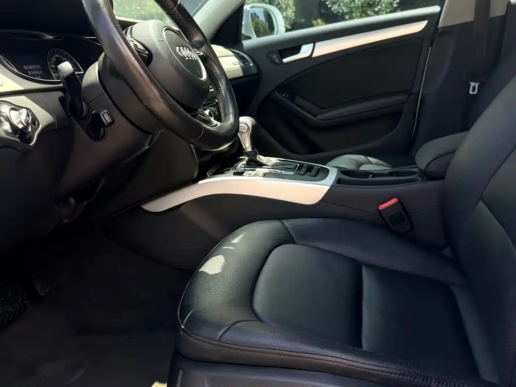 Audi A4L 2015 45 TFSI quattro Sport