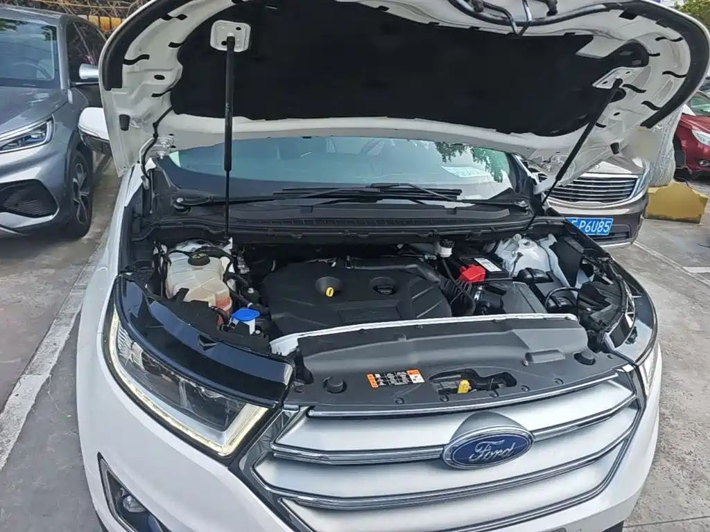 Ford Edge — миниатюра 20