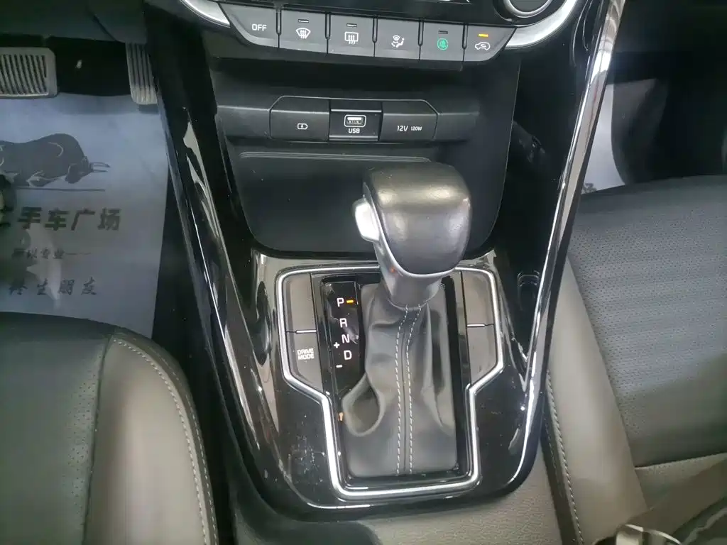 Kia Sportage — миниатюра 14
