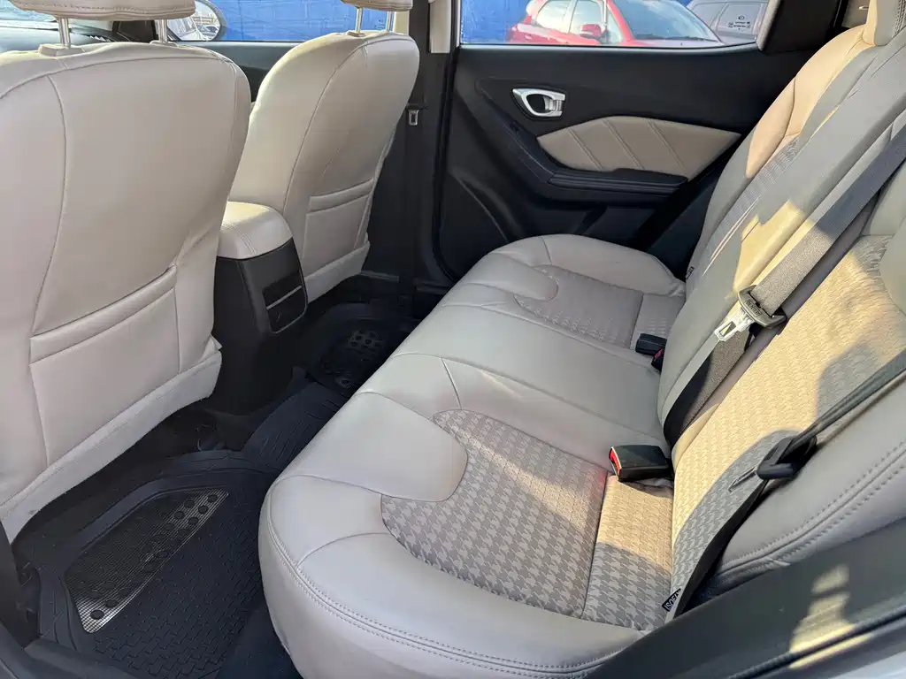 GAC TRUMPCHI GA3S VISION